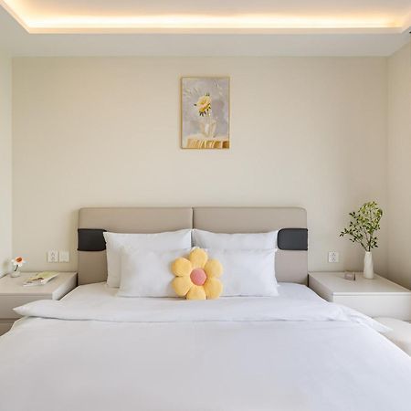 Hotel The Royal Homies - Phu My Hung Ho Chi Minh Zewnętrze zdjęcie
